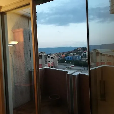 Nino E Issi * トリエステ